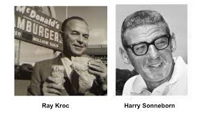 Foto em preto-e-branco de Ray Kroc e Harry Sonneborn